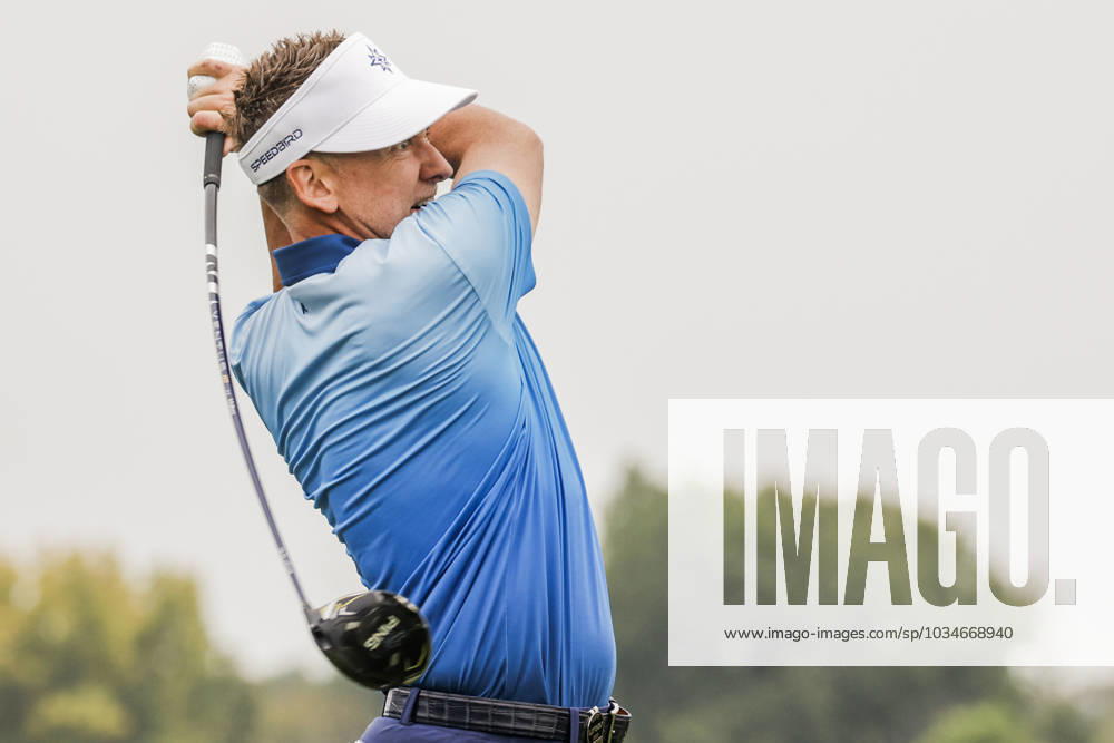 Ian Poulter of England hits his tee shot on the sixteenth hole during the first round of the 2023 LIV Golf League tournament at Rich Harvest Farms in Sugar Grove, Illinois, on Friday September 22, 2023. Tournament play runs from September 22nd through the 24th. SGI20230922831 TANNENxMAURY