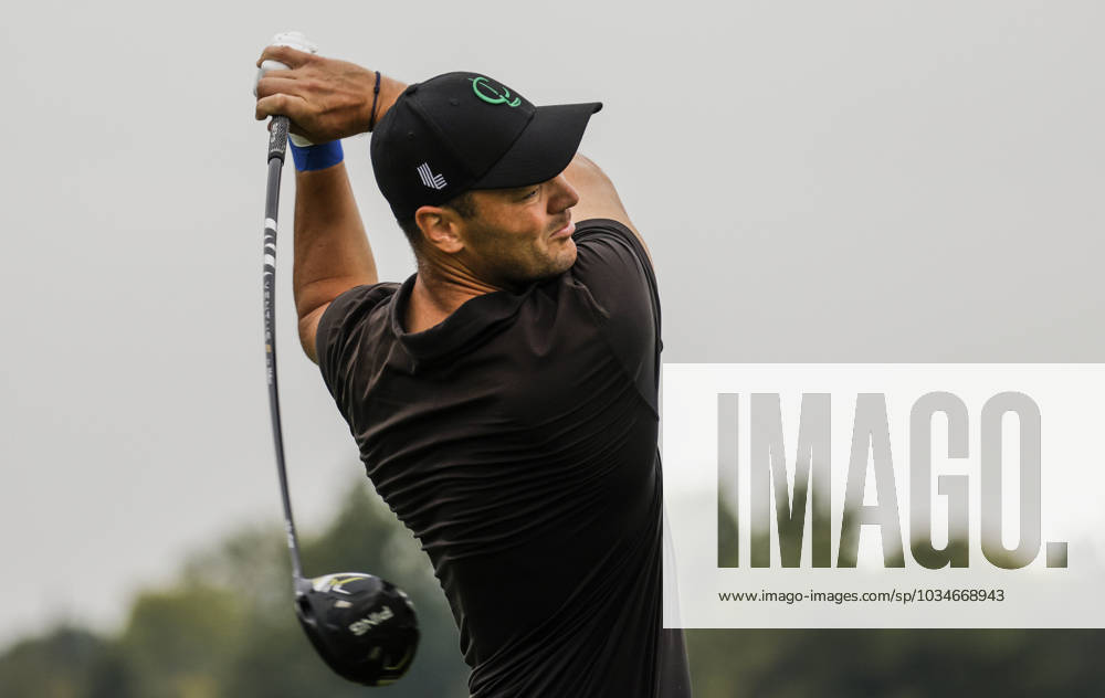 Martin Kaymer of Germany hits his tee shot on the sixteenth hole during the first round of the 2023 LIV Golf League tournament at Rich Harvest Farms in Sugar Grove, Illinois, on Friday, September 22, 2023. Tournament play runs from September 22nd through the 24th. SGI20230922833 TANNENxMAURY