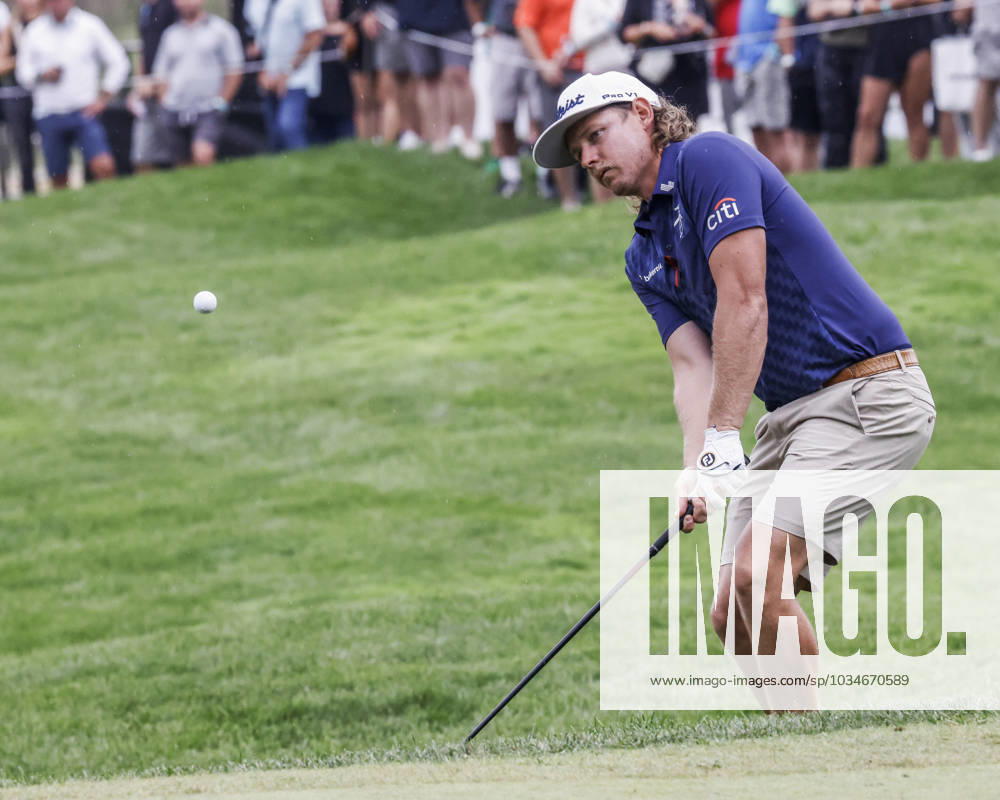 Cam Smith of Australia chips onto the eighteenth green during the first round of the 2023 LIV Golf League tournament at Rich Harvest Farms in Sugar Grove, Illinois, on Friday September 22, 2023. Tournament play runs from September 22nd through the 24th. SGI20230922850 TANNENxMAURY