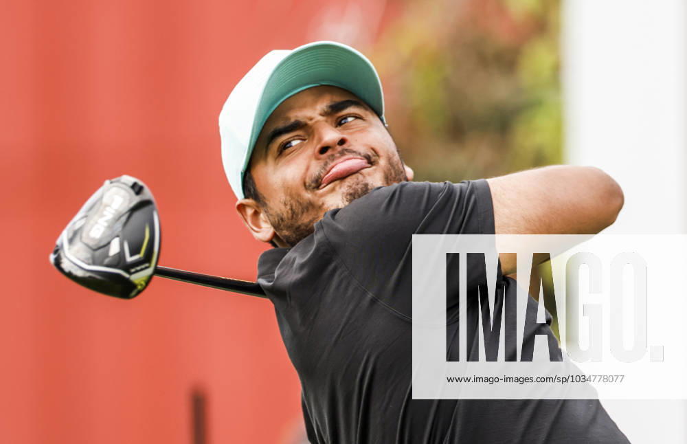 Sebstian Munoz of Colombia hits his tee shot on the second hole during the third round of the 2023 LIV Golf League tournament at Rich Harvest Farms in Sugar Grove, Illinois, on Sunday, September 24, 2023. Tournament play runs from September 22nd through the 24th. SGI20230924828 TANNENxMAURY