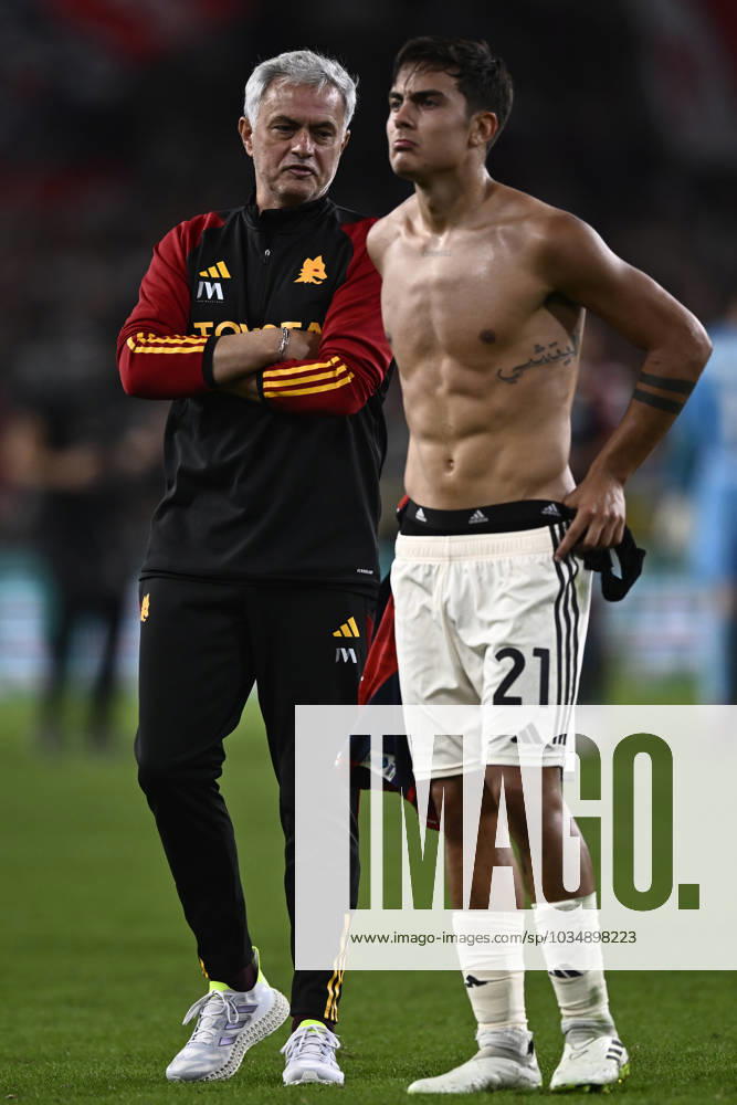 Genoa CFC v AS Roma - Serie A Jose Mourinho, head coach of AS Roma, and Paulo Dybala of AS Roma look dejected at the end of the Serie A football match between Genoa CFC and AS Roma. Genoa Italy
