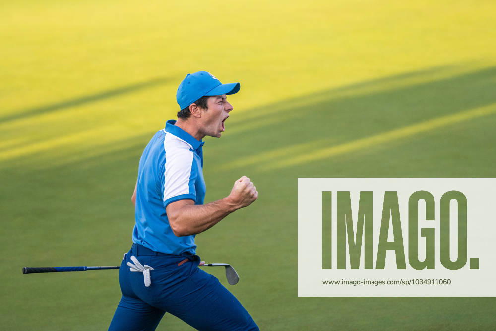 Viktor Hovland of Team Europe celebrates in a foursome match during day one of the Ryder Cup on September 29, 2023 in Rome Photo Mathias Bergeld BILDBYRAN kod MB MB0736 golf ryder cup day 1 bbeng round 1 jubel