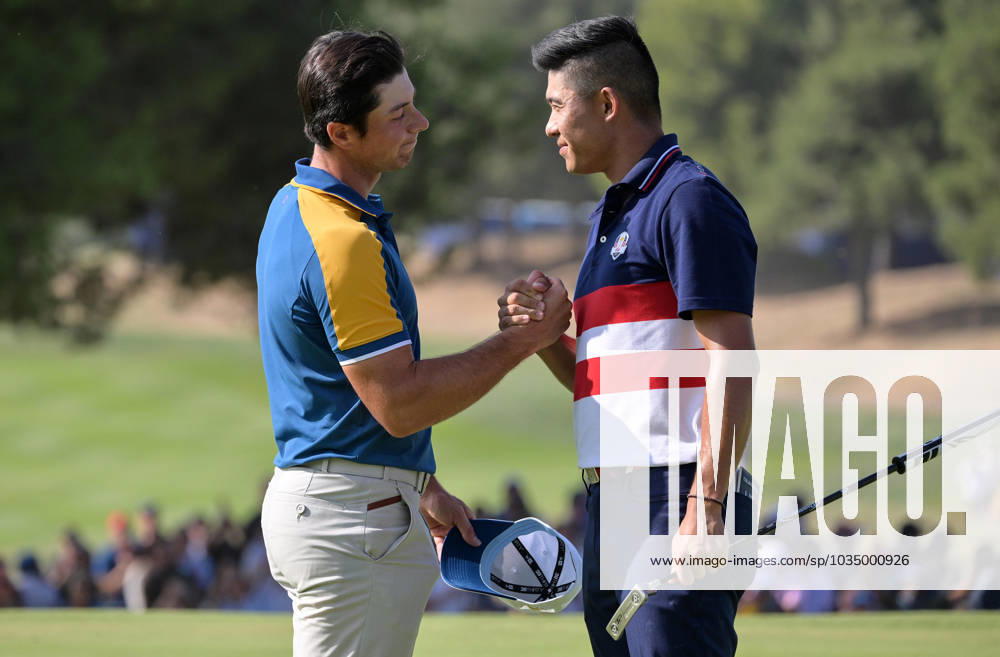 Europe teams golfer Norwegian Viktor Hovland (L) with US teams golfer Collin Morikawa (R) during the Single matches on the last day of the 2023 Ryder Cup golf tournament at Marco Simone Golf Club in Guidonia, near Rome, Italy, 1st October 2023. The 44th Ryder Cup matches between the US and Europe will be held in Italy from 29 September to 01 October 2023. ANSA ETTORE FERRARI 2023 Ryder Cup golf tournament - Single matches - ZUMAa110 20231001_zaf_a110_044