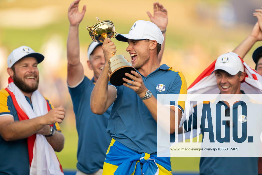 Ludvig Aberg of Team Europe celebrates during day three of the Ryder Cup on October 1, 2023 in Rome Photo Mathias Bergeld BILDBYRAN kod MB MB0738 golf ryder cup day 3 bbeng celebration jubel