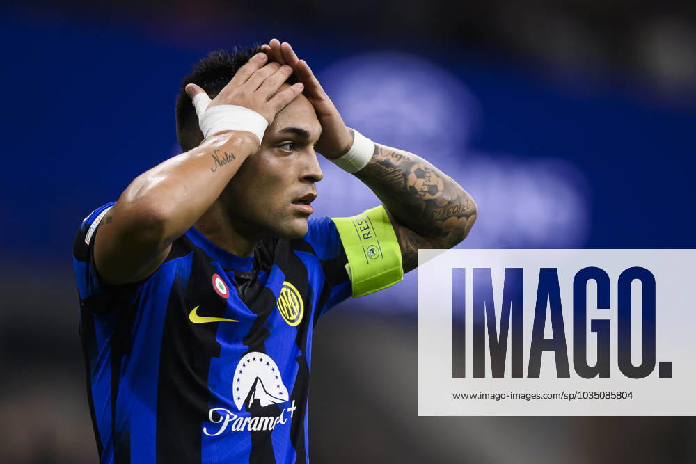 FC Internazionale v SL Benfica - UEFA Champions League Lautaro Martinez of FC Internazionale looks dejected during the UEFA Champions League football match between FC Internazionale and SL Benfica. Milan Italy