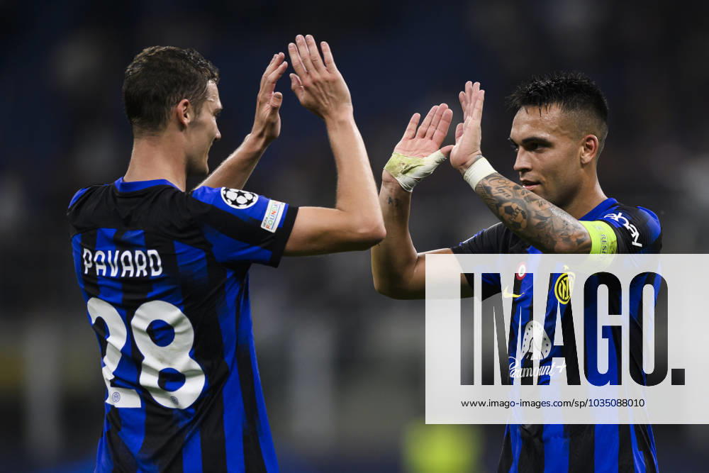 FC Internazionale v SL Benfica - UEFA Champions League Benjamin Pavard and Lautaro Martinez of FC Internazionale celebrate the victory at the end of the UEFA Champions League football match between FC Internazionale and SL Benfica. Milan Italy