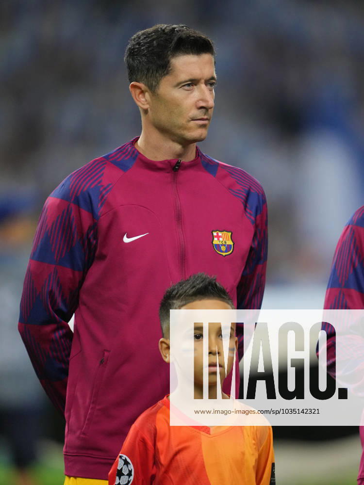 FC Porto x FC Barcelona, Barca - UEFA Champions League 23 24 Robert Lewandowski do FC Barcelona durante partida entre FC Porto x FC Barcelona valida pela Uefa Champions League 23 24 no Estadio do Dragao, Porto , Portugal (Foto de Pedro Loureiro Avant Sports) Porto Estadio do Dragao Portugal