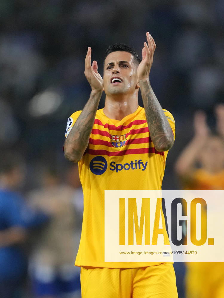 FC Porto x FC Barcelona, Barca - UEFA Champions League 23 24 Joao Cancelo do FC Barcelona durante partida entre FC Porto x FC Barcelona valida pela Uefa Champions League 23 24 no Estadio do Dragao, Porto , Portugal (Foto de Pedro Loureiro Avant Sports) Porto Estadio do Dragao Portugal