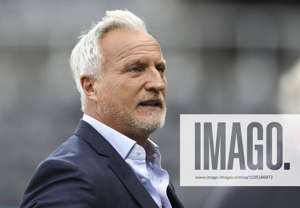 Football - 2023 2024 UEFA Champions League - Group F - Matchday Two Six - Newcastle United vs Paris St Germain - St James Park - Wednesday 4th October 2023 Ex-Newcastle United and Paris St-Germain player David Ginola is seen before the game