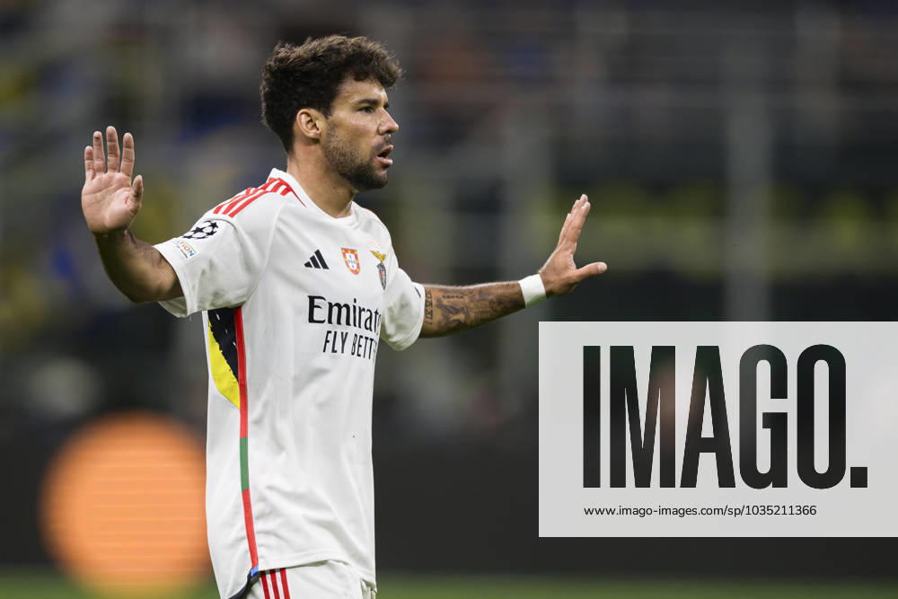 FC Internazionale v SL Benfica - UEFA Champions League Juan Bernat of SL Benfica gestures during the UEFA Champions League football match between FC Internazionale and SL Benfica. Milan Italy