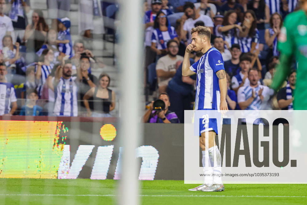 Liga Portugal, FC Porto vs Portimonense SC, round 8, Porto, Portugal, Oct. 8th, 2023, Liga Portugal, FC Porto vs Portimonense SC, round 8, at the Estadio do Dragao, Toni Martinez, playing for FC Porto, photography by Odyssey @guelbergoes Porto Portugal