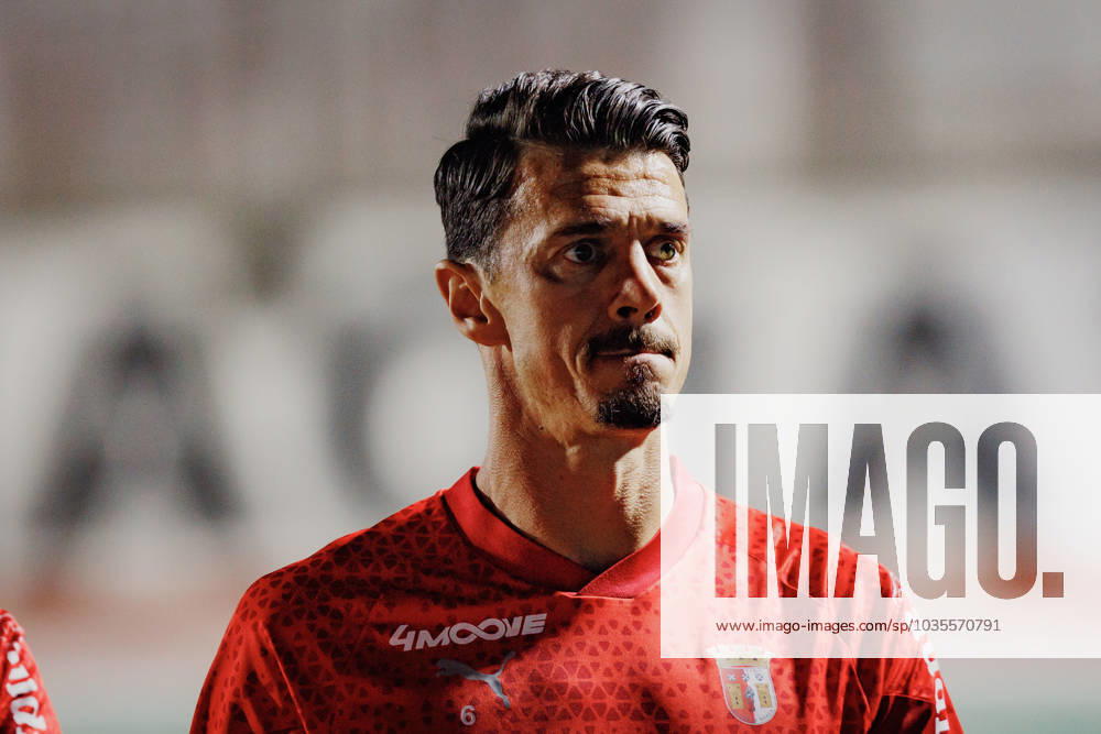 Jose Fonte during Liga Portugal 23 24 game between CF Estrela Amadora and SC Braga at Estadio Jose Gomes, Amadora, Lisbon, Portugal. (Maciej Rogowski) Lisbon Estadio Jose Gomes Portugal