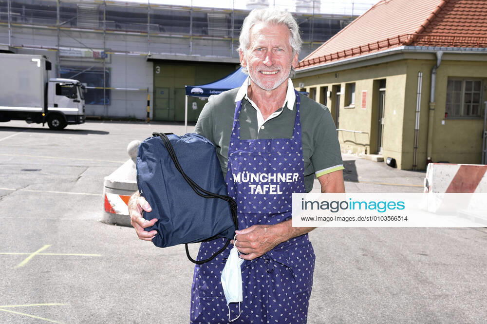 Paul Breitner at the presentation of Schulstart Donations from Amazon to 2300 socially disadvantaged children at the Münchner Tafel in the Grossmarkthalle Munich, 28 08 2020 Foto:xS.xFuturexImage
