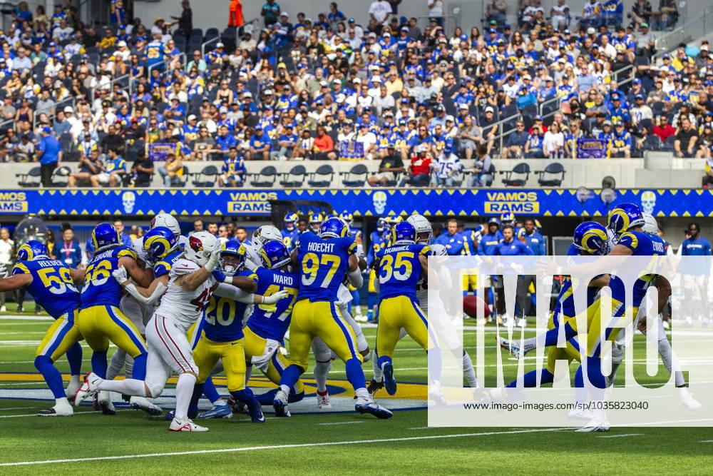 INGLEWOOD, CA - OCTOBER 15: Los Angeles Rams punter Ethan Evans (42) kicks a punt in the first half of an NFL, American Football Herren, USA football game between the Arizona Cardinals and Los Angeles Rams at SoFi Stadium, October 15, 2023, in Inglewood, California. (Photo by Tony Ding Icon Sportswire) NFL: OCT 15 Cardinals at Rams Icon46520230820043