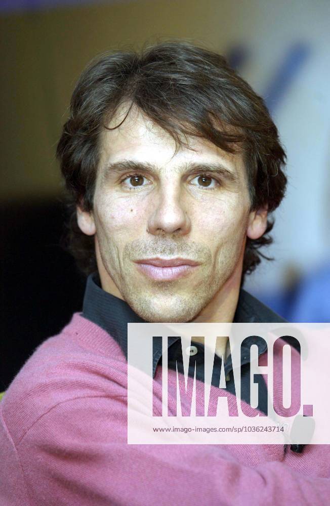 KICK IT OUT ANTI-RACISM CAMPAIGN LONDON - 05.03.2003 A new anti-racism campaign was launched at Stamford Bridge football stadium today (05.03.2003). Foreign players joined organisers UEFA and the Kick It Out pressure group to voice their opinions to the Unite Against Racism campaign. PHOTO SHOWS: Footballer GIANFRANCO ZOLA, Credit:Photoshot Avalon United Kingdom