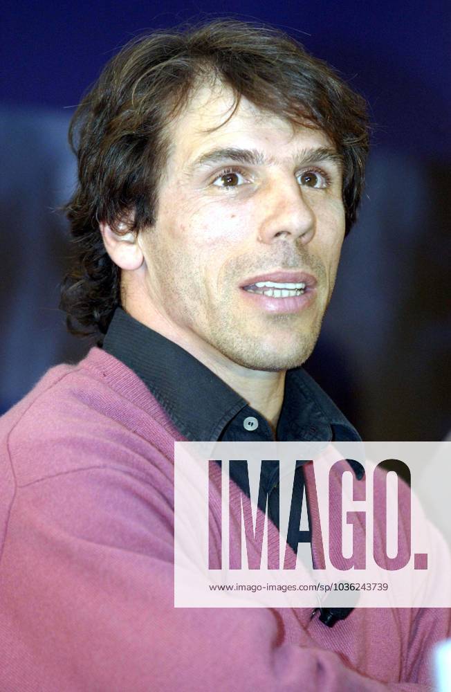 KICK IT OUT ANTI-RACISM CAMPAIGN LONDON - 05.03.2003 A new anti-racism campaign was launched at Stamford Bridge football stadium today (05.03.2003). Foreign players joined organisers UEFA and the Kick It Out pressure group to voice their opinions to the Unite Against Racism campaign. PHOTO SHOWS: Footballer GIANFRANCO ZOLA, Credit:Photoshot Avalon United Kingdom