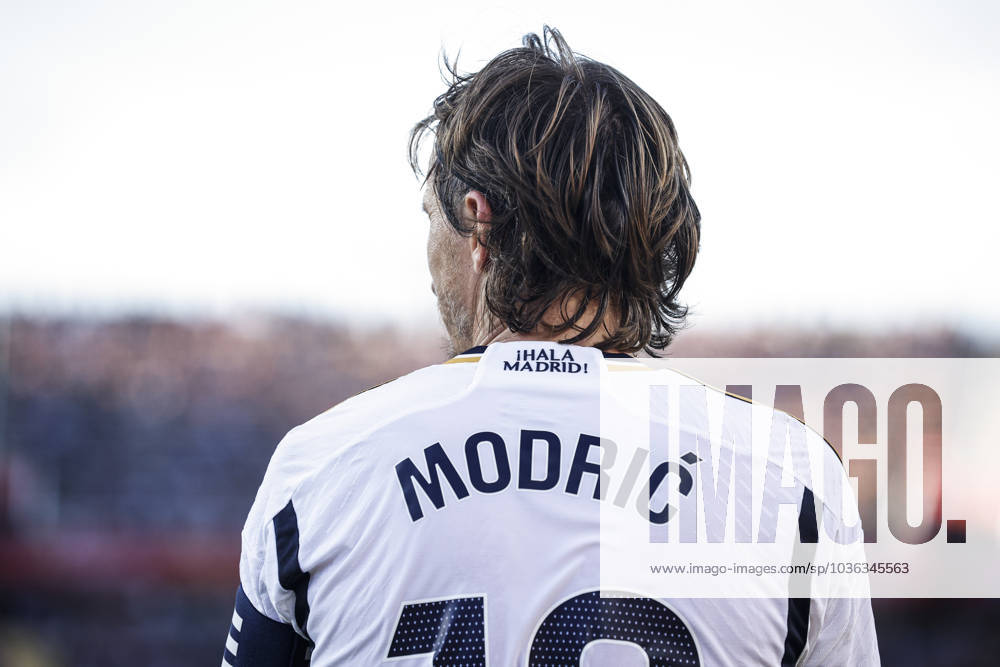 FC Barcelona, Barca Vs Real Madrid - La Liga 10 Luka Modric of Real Madrid during the La Liga el clasico match between FC Barcelona v Real Madrid at Estadi Olimpic Lluis Companys in Barcelona, Spain, on October 28th, 2023. Barcelona Catalonia Spain