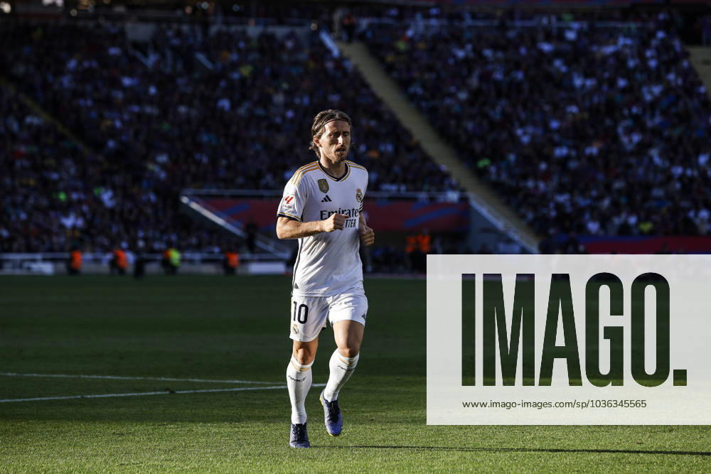 FC Barcelona, Barca Vs Real Madrid - La Liga 10 Luka Modric of Real Madrid during the La Liga el clasico match between FC Barcelona v Real Madrid at Estadi Olimpic Lluis Companys in Barcelona, Spain, on October 28th, 2023. Barcelona Catalonia Spain