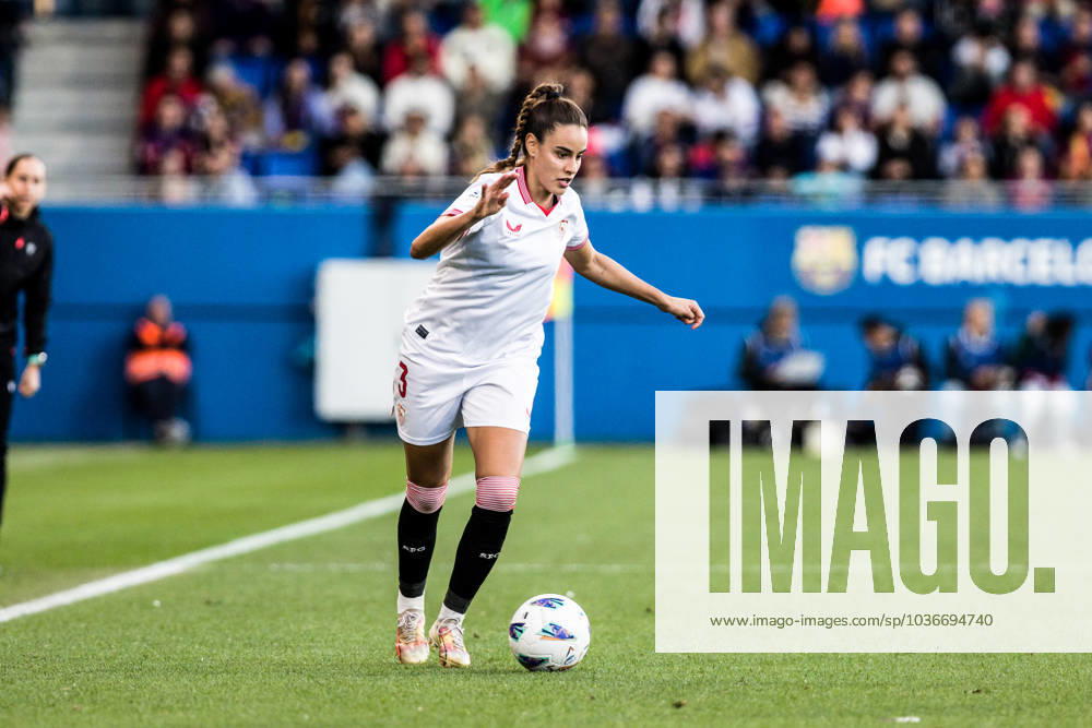 Diana Ribeiro Gomez of Sevilla FC in action during the Spanish league, Liga F, football match played between FC Barcelona, Barca and Sevilla FC at Johan Cruyff Stadium on November 05, 2023 in Barcelona, Spain. - ZUMAa181 20231105_zaa_a181_061