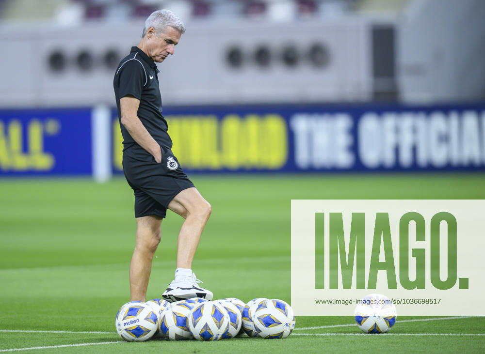 Al Duhail SC (QAT)v Al Nassr (KSA)- AFC Champions League In Doha Saudi Arabias Al Nassr Portuguese Head coach Luis Castro during a training session of his team at Khalifa International Stadium in Doha on 06 November 2023 on the eve of their AFC Champions League Group E match against Qatar s Al Duhail SC DOHA Qatar