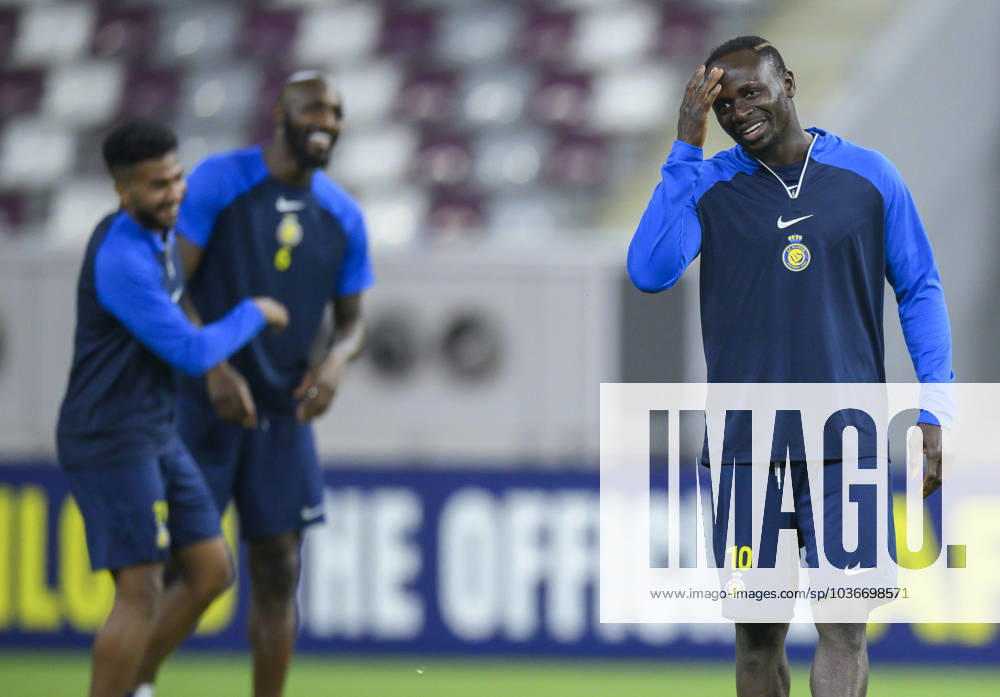 Al Duhail SC (QAT)v Al Nassr (KSA)- AFC Champions League In Doha Saudi Arabias Al Nasser player Sadio Mane (R) during a training session at Khalifa International Stadium in Doha on 06 November 2023 on the eve of their AFC Champions League Group E match against Qatar s Al Duhail SC DOHA Qatar