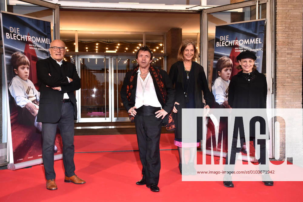 Volker Schlöndorff, David Bennent, Angela Winkler and Katharina Thalbach at the premiere of the Revival cinema from the film classic The Tin Drum starts in revised Ultra HD technology from 31 08 2020 on 30 08 2020 at Kino International in Berlin The Tin Drum Revival screen premiere in Berlin