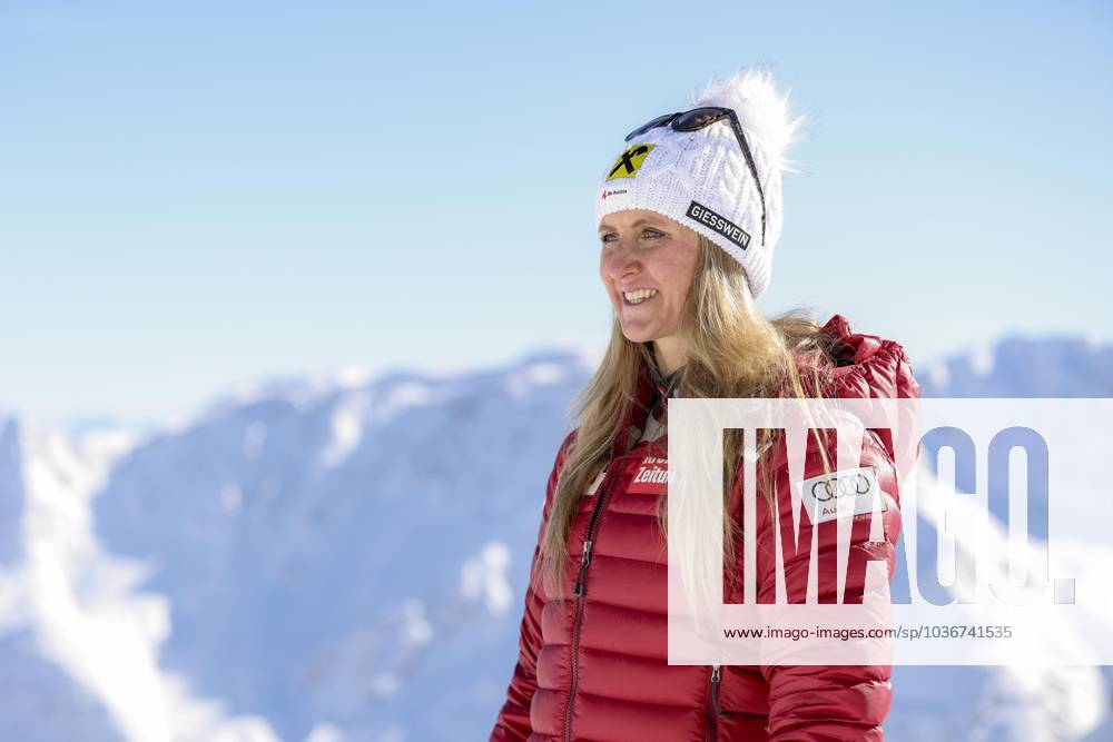 ALPINE SKIING - Ski Austria, training SOELDEN,AUSTRIA,08.NOV.23 - ALPINE SKIING - Ski Austria, downhill, training, ladies. Image shows Nina Ortlieb (AUT). GEPAxpictures xPatrickxSteiner