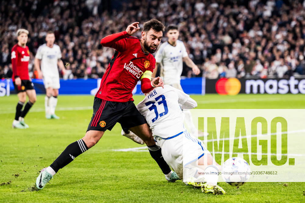 Bruno Fernandes of Manchester United and Rasmus Falk of FC Copenhagen during the UEFA Champions League football match between FC Copenhagen and Manchester United on November 8, 2023 in Copenhagen Photo Petter Arvidson BILDBYRAN kod PA PA0685 fotboll soccer fotball champions league fc copenhagen manchester united bbeng