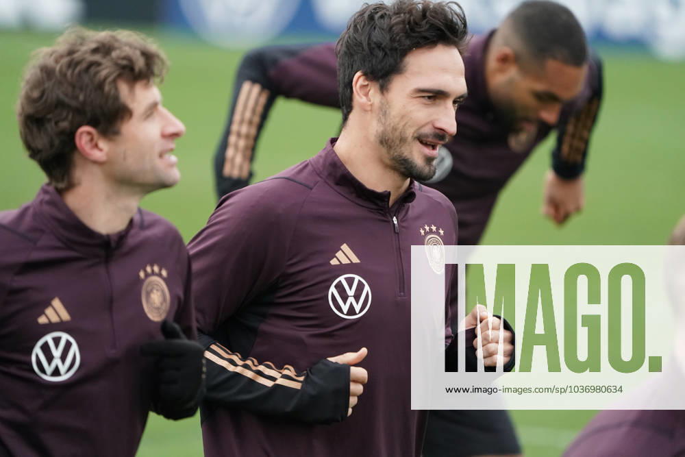 Mats Hummels Germany Germany in training for the first time with Thomas Müller Germany Germany 16 11 2023 Training German national team, DFB Campus Frankfurt