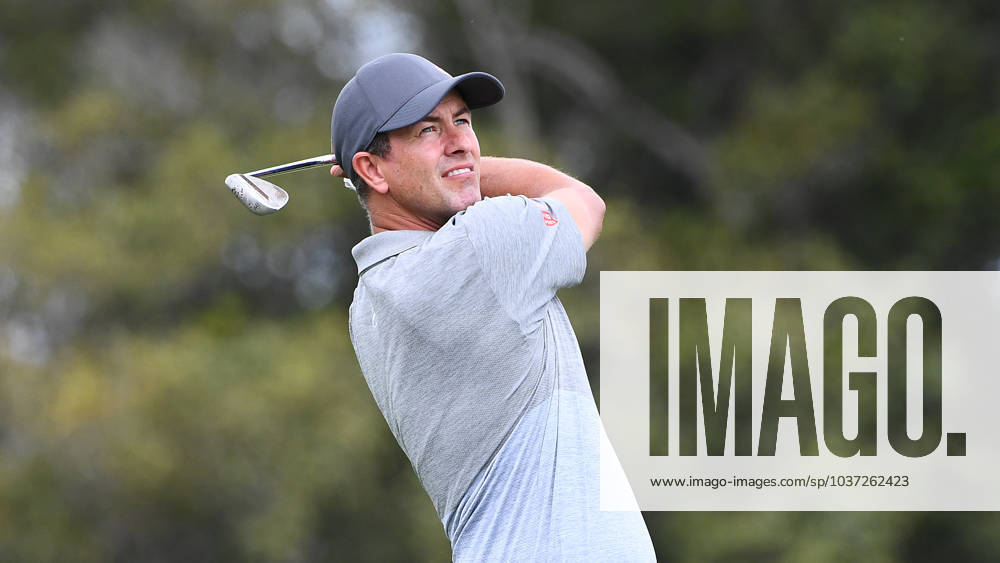 GOLF AUSTRALIAN PGA, Golf Herren Adam Scott plays a shot during round 3 of the 2023 Australian PGA Championship in Brisbane, Saturday, November 25, 2023. ( NO ARCHIVING, , NO USE IN BOOKS WITHOUT CONSENT BRISBANE QUEENSLAND AUSTRALIA