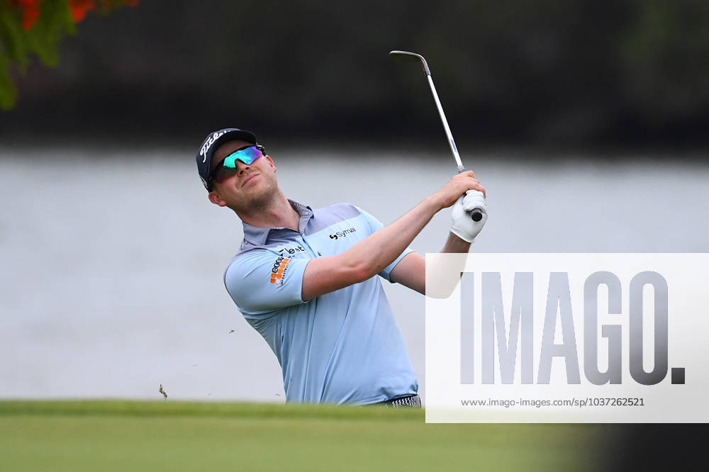 GOLF AUSTRALIAN PGA, Golf Herren Ben Eccles plays a shot during round 3 of the 2023 Australian PGA Championship in Brisbane, Saturday, November 25, 2023. ( NO ARCHIVING, , NO USE IN BOOKS WITHOUT CONSENT BRISBANE QUEENSLAND AUSTRALIA