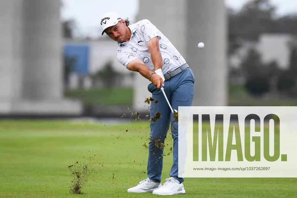 GOLF AUSTRALIAN PGA, Golf Herren David Micheluzzi plays a shot during round 3 of the 2023 Australian PGA Championship in Brisbane, Saturday, November 25, 2023. ( NO ARCHIVING, , NO USE IN BOOKS WITHOUT CONSENT BRISBANE QUEENSLAND AUSTRALIA