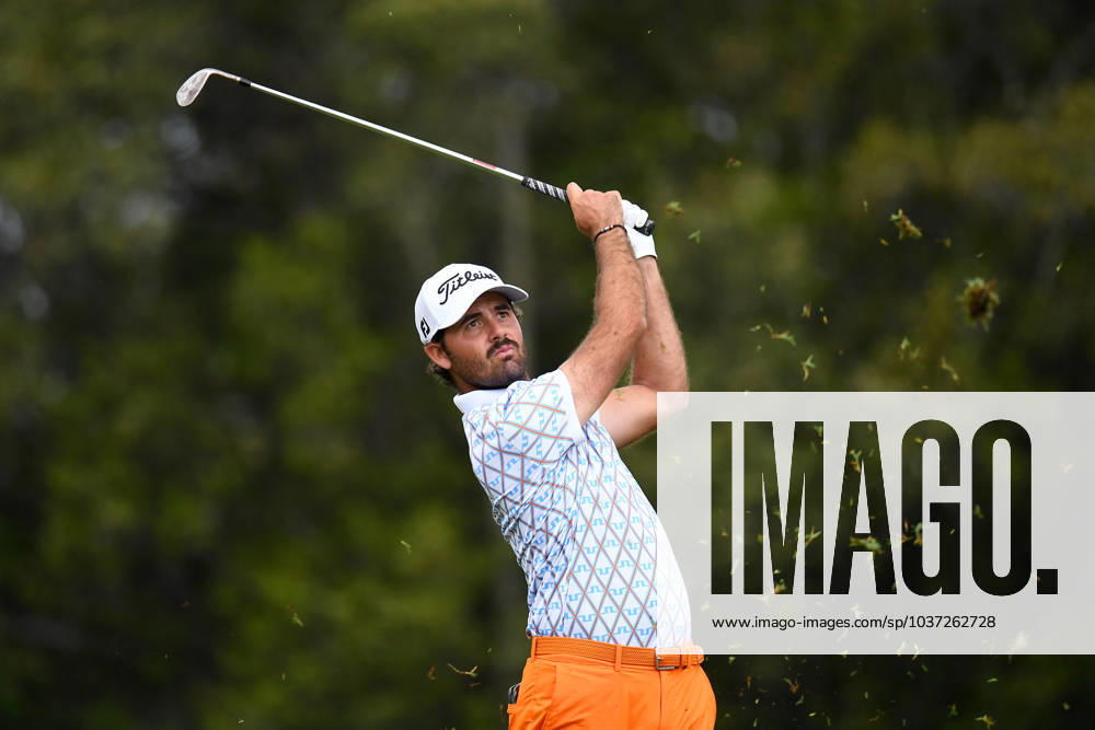 GOLF AUSTRALIAN PGA, Golf Herren Curtis luck plays a shot during round 3 of the 2023 Australian PGA Championship in Brisbane, Saturday, November 25, 2023. ( NO ARCHIVING, , NO USE IN BOOKS WITHOUT CONSENT BRISBANE QUEENSLAND AUSTRALIA