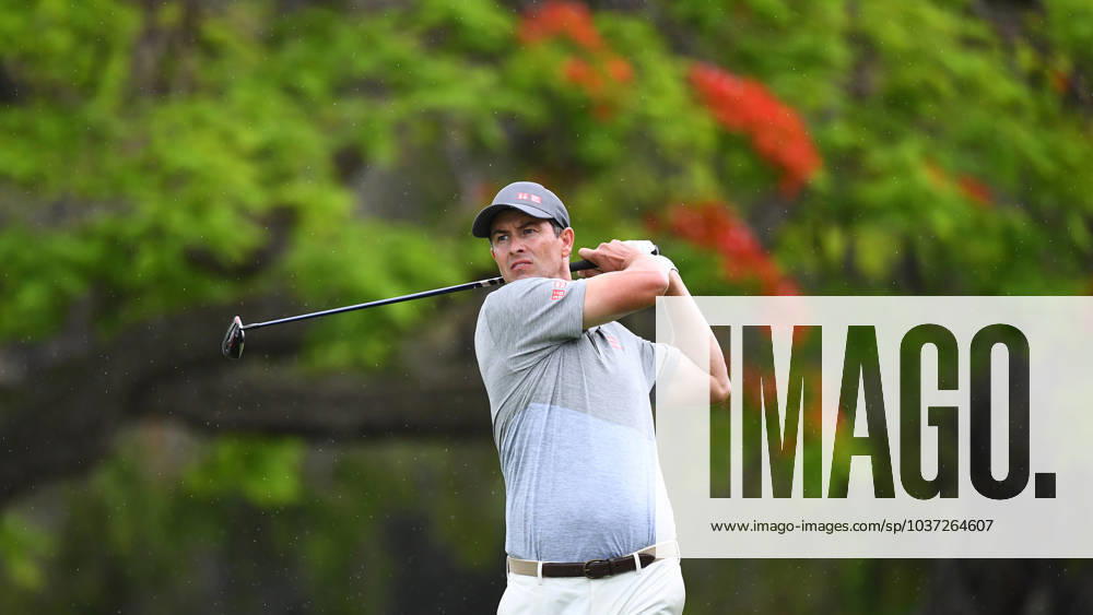 GOLF AUSTRALIAN PGA, Golf Herren Adam Scott plays a shot during round 3 of the 2023 Australian PGA Championship in Brisbane, Saturday, November 25, 2023. ( NO ARCHIVING, , NO USE IN BOOKS WITHOUT CONSENT BRISBANE QUEENSLAND AUSTRALIA