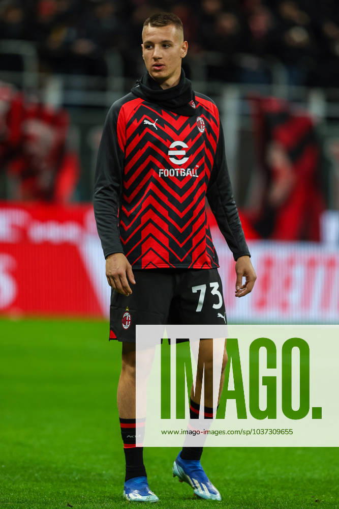Francesco Camarda of AC Milan looks on during Serie A 2023 24 football match between AC Milan and ACF Fiorentina at San Siro Stadium, Milan, Italy on November 25, 2023