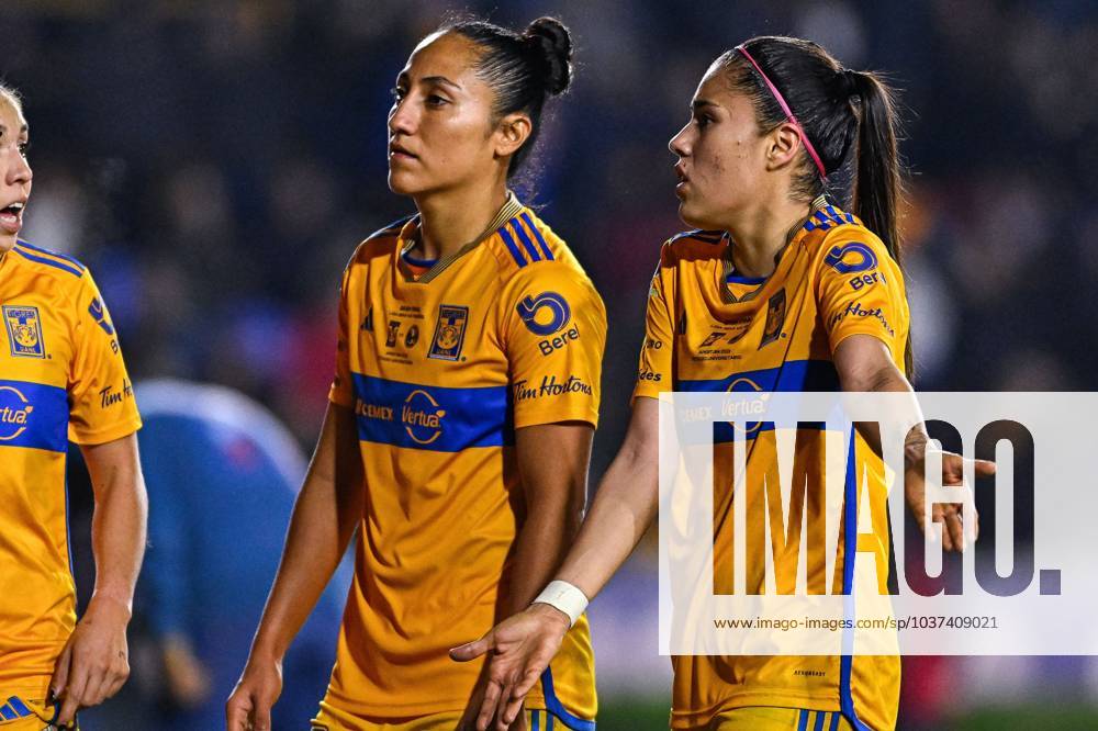 Liga MX Femenil Apertura 2023 Tigres UANL vs America Final Vuelta Sandra Stephany Mayor and Lizbeth Ovalle of Tigres during the game America vs Tigres UANL, corresponding to second leg match of great final the Torneo Apertura 2023 of the Liga BBVA MX Femenil, at Universitario Stadium, on November 27, 2023. MONTERREY NUEVO LEON MEXICO
