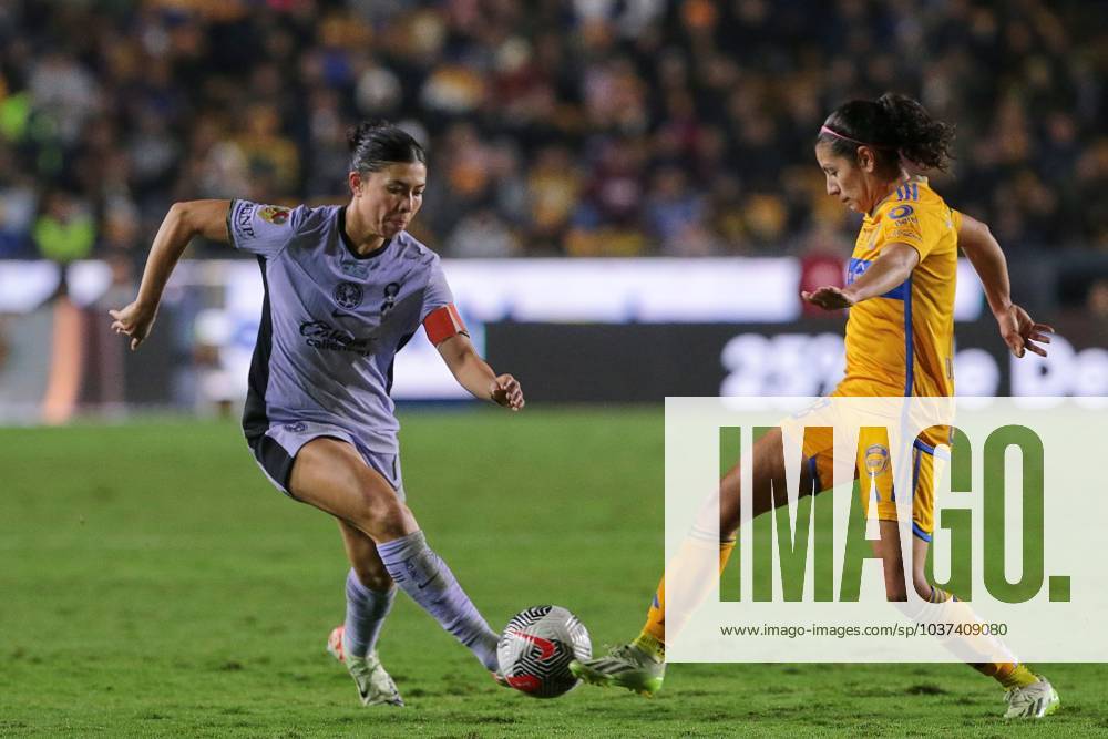 Fußball, Frauen, Club America - Tigres UANL Liga MX Femenil Apertura 2023 Tigres UANL (3) 0-0 (0) America Final Vuelta (L-R), Kiana Palacios of America and Alexia Delgado of Tigres during the game Tigres UANL vs America, corresponding to second leg match of great final the Torneo Apertura 2023 of the Liga BBVA MX Femenil, at Universitario Stadium, on November 27, 2023. MONTERREY NUEVO LEON MEXICO