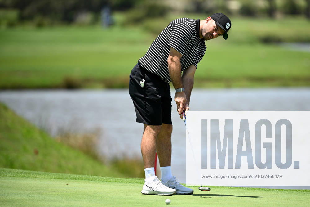 GOLF AUSTRALIAN OPEN, Sydney Roosters NRL player James Tedesco putts during the Pro-Am ahead of the Australian Open 2023 at the Australian Golf Club in Sydney, Wednesday, November 29, 2023. ( NO ARCHIVING, , NO USE IN BOOKS WITHOUT CONSENT SYDNEY NEW SOUTH WALES AUSTRALIA