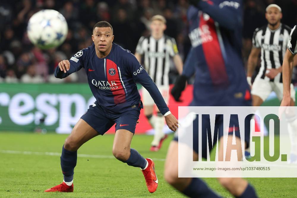 PSG - NEWCASTLE PHOTOPQR LE PARISIEN Le Parisien Arnaud Journois ; PARIS ; 28 11 2023 ; FOOTBALL , LIGUE DES CHAMPIONS UEFA , PHASE DE GROUPES 5E JOURNEE , 28 11 2023 , PARIS , PARC DES PRINCES PARIS SG - NEWCASTLE KYLIAN MBAPPE PHOTO LE PARISIEN ARNAUD JOURNOIS PARIS 75 France