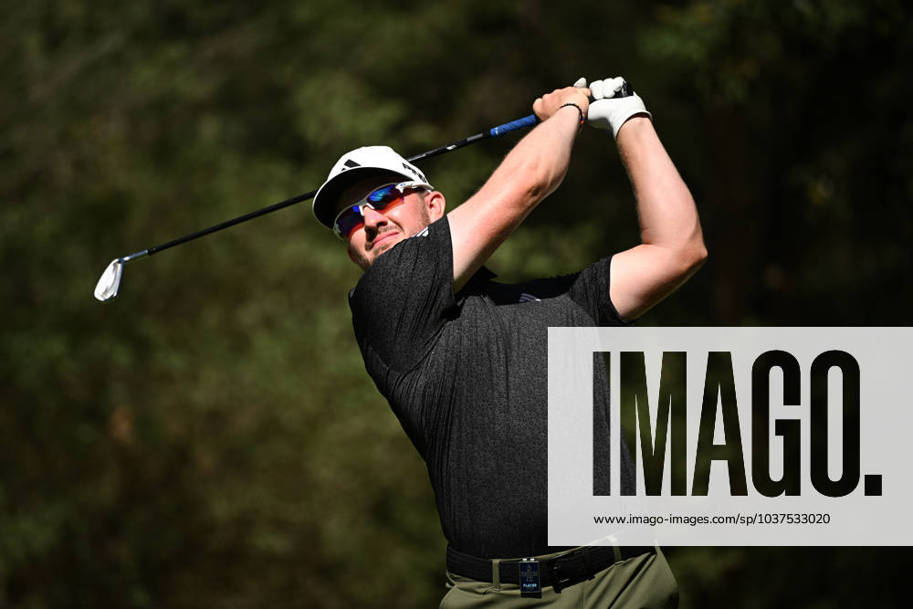 GOLF AUSTRALIAN OPEN, Connor Syme of Scotland plays a shot from the 16th tee during Round 2 of the Australian Open 2023 at the Australian Golf Club in Sydney, Friday, December 1, 2023. ( NO ARCHIVING, , NO USE IN BOOKS WITHOUT CONSENT SYDNEY NEW SOUTH WALES AUSTRALIA
