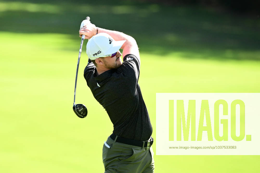GOLF AUSTRALIAN OPEN, Connor Syme of Scotland plays a shot from the 14th fairway during Round 2 of the Australian Open 2023 at the Lakes Golf Club in Sydney, Friday, December 1, 2023. ( NO ARCHIVING, , NO USE IN BOOKS WITHOUT CONSENT SYDNEY NEW SOUTH WALES AUSTRALIA