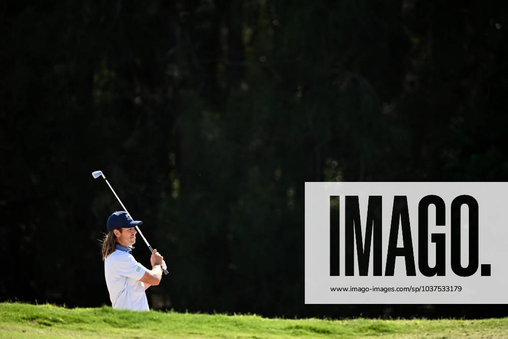 GOLF AUSTRALIAN OPEN, Aaron Baddeley of Australia plays a shot from a bunker on the 14th fairway during Round 2 of the Australian Open 2023 at the Lakes Golf Club in Sydney, Friday, December 1, 2023. ( NO ARCHIVING, , NO USE IN BOOKS WITHOUT CONSENT SYDNEY NEW SOUTH WALES AUSTRALIA