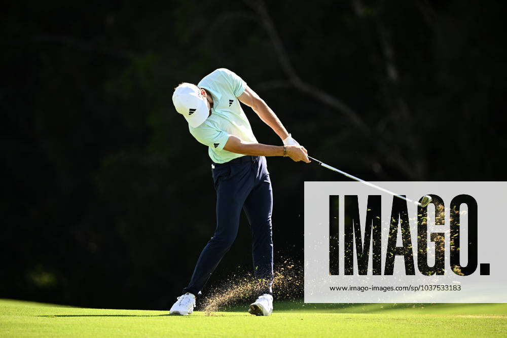 GOLF AUSTRALIAN OPEN, Joaquin Niemann of Chile plays a shot from the 14th fairway during Round 2 of the Australian Open 2023 at the Lakes Golf Club in Sydney, Friday, December 1, 2023. ( NO ARCHIVING, , NO USE IN BOOKS WITHOUT CONSENT SYDNEY NEW SOUTH WALES AUSTRALIA
