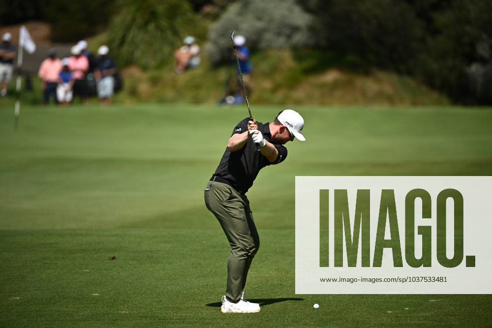 GOLF AUSTRALIAN OPEN, Connor Syme of Scotland plays a shot from the 17th fairway during Round 2 of the Australian Open 2023 at the Lakes Golf Club in Sydney, Friday, December 1, 2023. ( NO ARCHIVING, , NO USE IN BOOKS WITHOUT CONSENT SYDNEY NEW SOUTH WALES AUSTRALIA