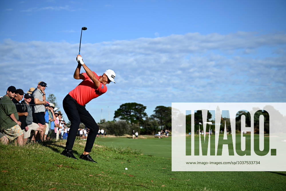 GOLF AUSTRALIAN OPEN, Adrian Meronk of Poland plays a shot from the rough on the 11th hole during Round 2 of the Australian Open 2023 at the Lakes Golf Club in Sydney, Friday, December 1, 2023. ( NO ARCHIVING, , NO USE IN BOOKS WITHOUT CONSENT SYDNEY NEW SOUTH WALES AUSTRALIA
