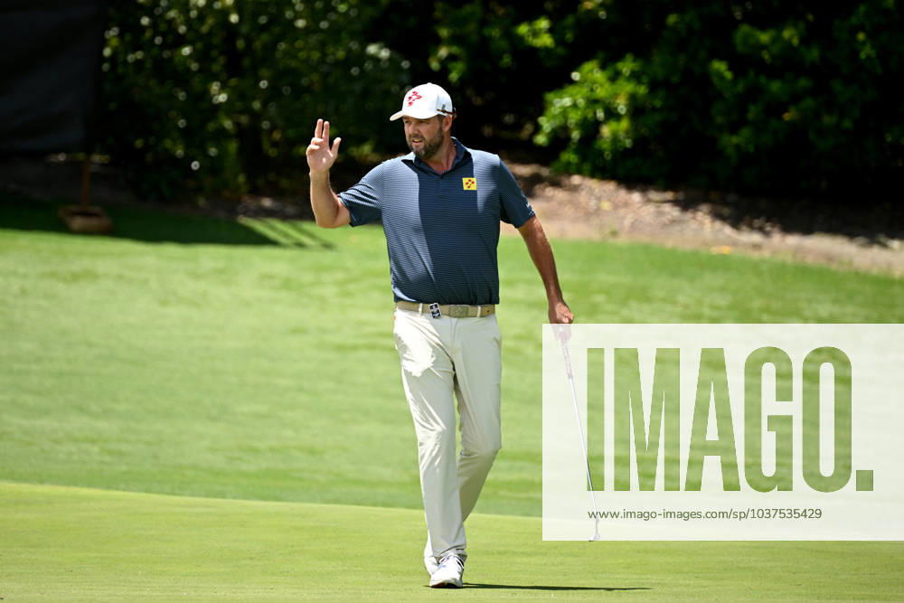 GOLF AUSTRALIAN OPEN, Marc Leishmann of Australia gestures after sinking an eagle putt on the 5th during Round 2 of the Australian Open 2023 at the Australian Golf Club in Sydney, Friday, December 1, 2023. ( NO ARCHIVING, , NO USE IN BOOKS WITHOUT CONSENT SYDNEY NEW SOUTH WALES AUSTRALIA