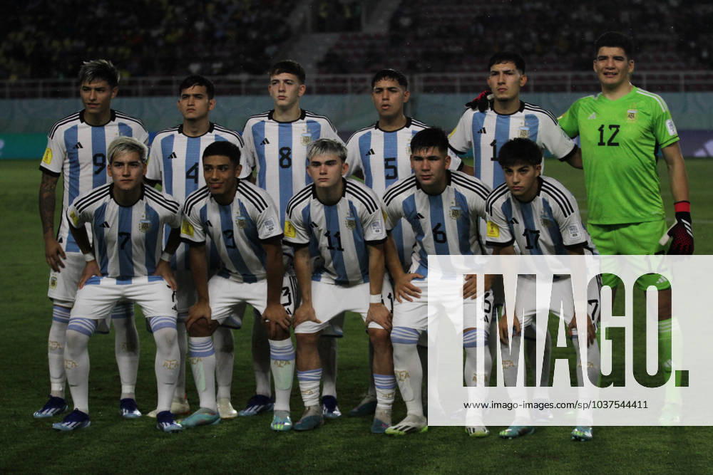 Argentina national team, Nationalteam line up before FIFA U-17 World Cup 3rd Place match between Argentina and Mali at Manahan Stadium. Surakarta Indonesia - ZUMAb228 0369860503st