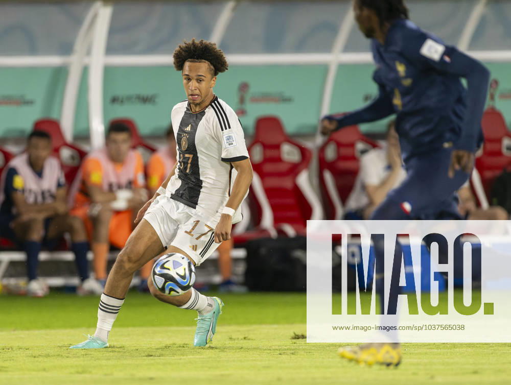 Football U 17 World Cup 2023, Final Germany France, at Manahan Stadium Surakarta Eric Emanuel da Silva Moreira Germany on the ball