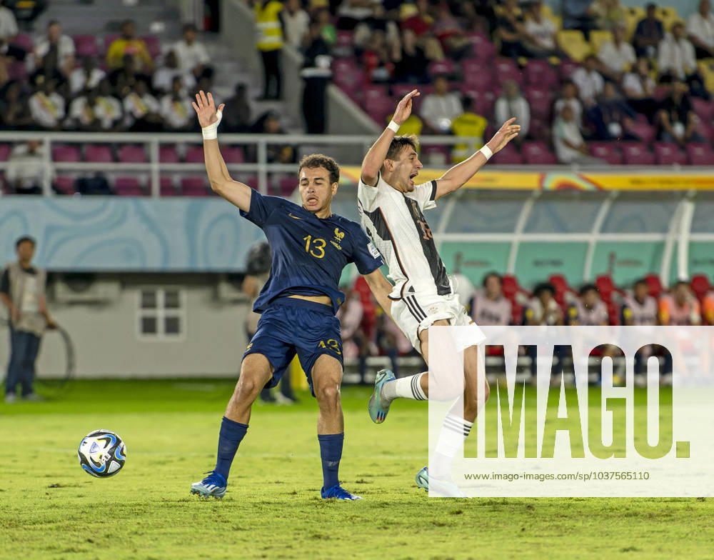 Football U 17 World Cup 2023, Final Germany France, at Manahan Stadium Surakarta v li Aymen Sadi France v Bilal Yalcinkaya Germany
