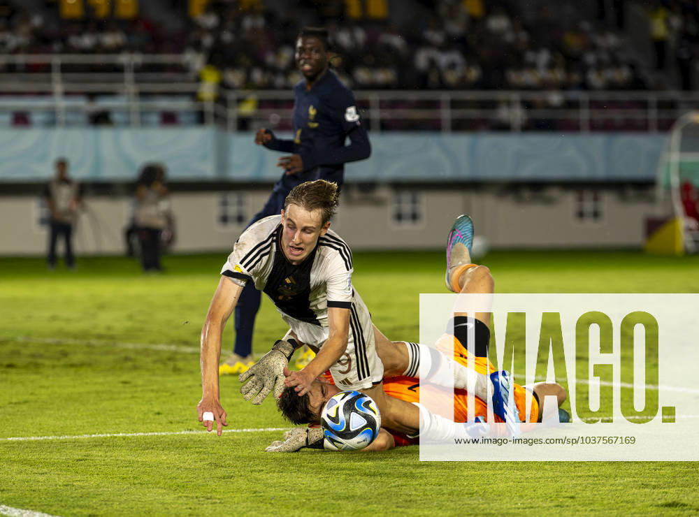 Football U 17 World Cup 2023, Final Germany France, at Manahan Stadium Surakarta Max Moerstedt Germany is fouled by goalkeeper Paul Argney France